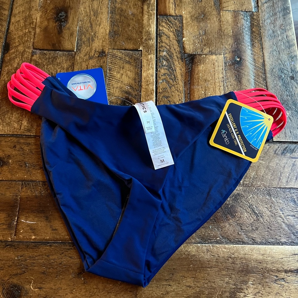Fabletics swim bottom - Picture 1 of 2